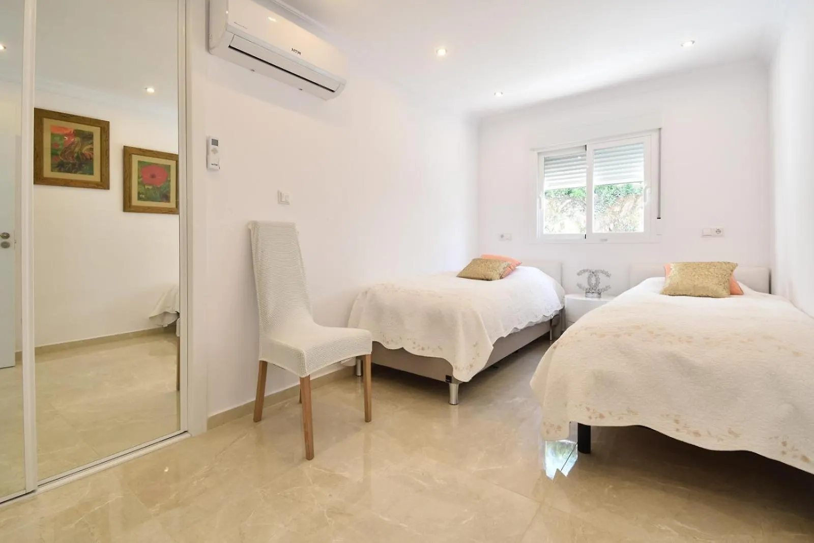 Villa Bali Malaga In Torreblanca Fuengirola