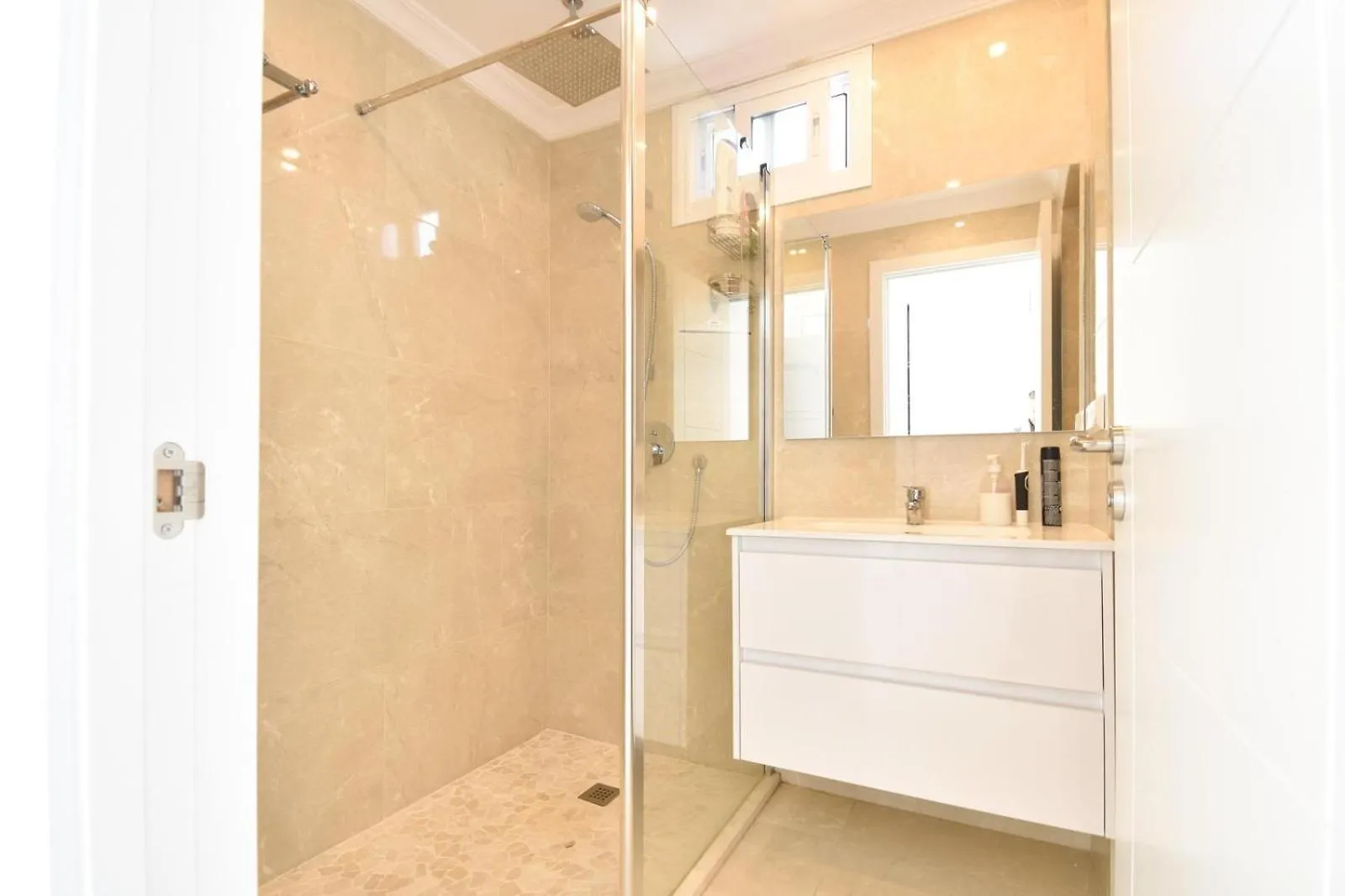 Villa Bali Malaga In Torreblanca Фуэнхирола